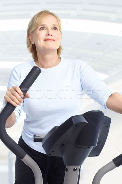 Stockfoto: Gymnasium · fitness · glimlachend · vrouw