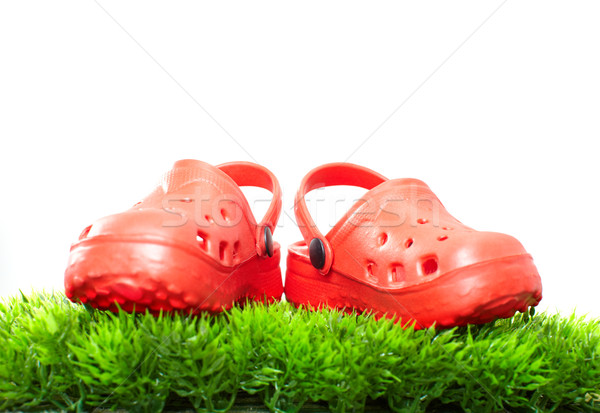 夏の靴 夏 赤 靴 緑の草 子供 ストックフォト © Kurhan