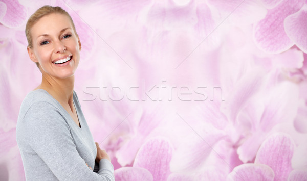 Mooie vrouw schoonheid cosmetica bloemen meisje Stockfoto © Kurhan