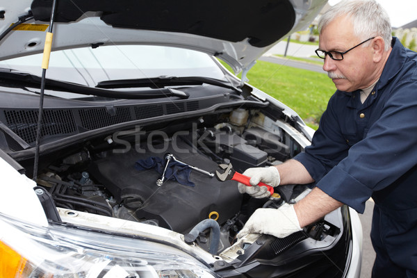 Сток-фото: автомобилей · механиком · равномерный · Auto · ремонта · службе