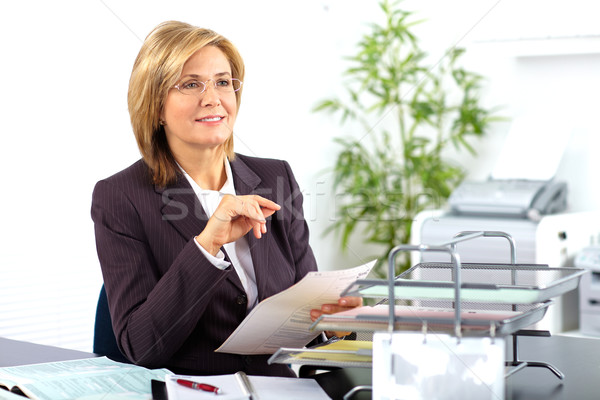 Lächelnd reifen business woman schönen arbeiten modernen Stock foto © Kurhan