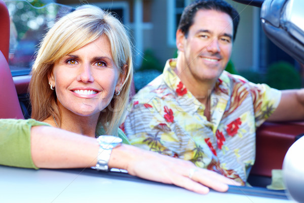 Heureux couple souriant voiture personnes extérieur [[stock_photo]] © Kurhan