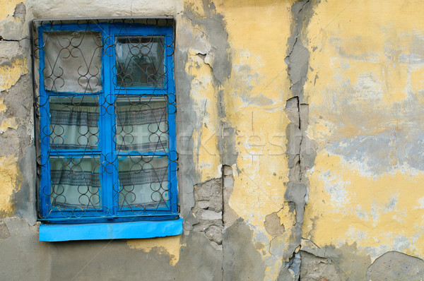 Eski pencere eski ev ev ahşap Stok fotoğraf © kyolshin