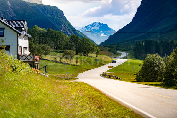 Rutier munţi Norvegia Europa Auto călători Imagine de stoc © kyolshin