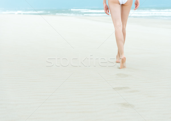 Stockfoto: Slank · meisje · witte · zwempak · lopen · oceaan