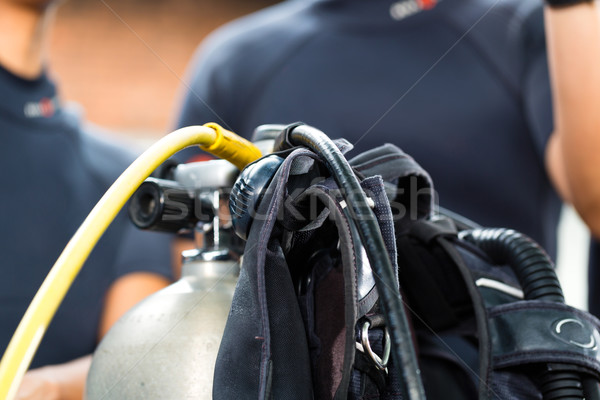 Studenten Taucher Urlaub tragen Ausrüstung Sauerstoff Stock foto © Kzenon