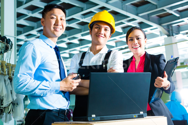 [[stock_photo]]: Travailleur · production · gestionnaire · propriétaire · usine · chinois