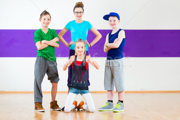 Enfants train zumba fitness danse Photo stock © Kzenon