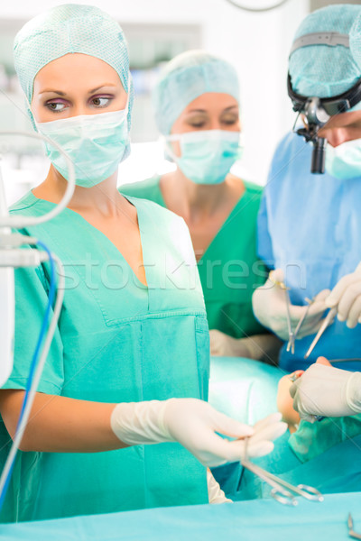 Cirujano médicos de trabajo operación teatro médico Foto stock © Kzenon