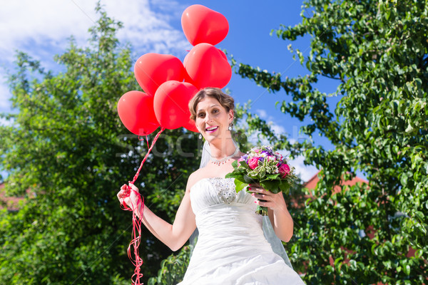 [[stock_photo]]: Mariée · mariage · lire · hélium · ballons · ciel