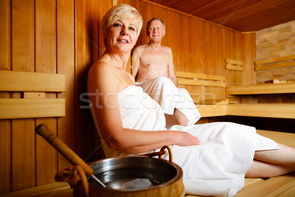 Senioren Sauna Schwitzen entspannenden Mann Spaß Stock foto © Kzenon