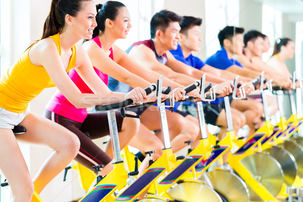 商業照片: 亞洲的 · 人 · 自行車 · 訓練 · 健身 · 健身房