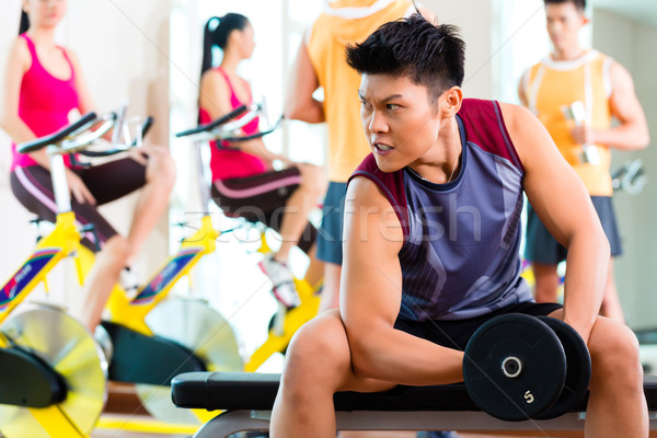 Stok fotoğraf: Asya · insanlar · egzersiz · spor · uygunluk · spor · salonu