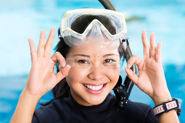 Foto stock: Jóvenes · indonesio · buzo · femenino · gafas