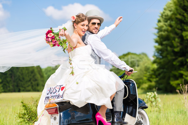 Foto stock: Boda · Pareja · motor · recién · casados · novio