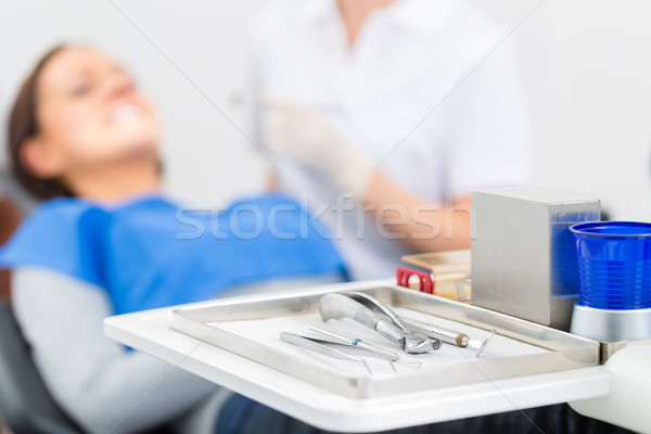 Sterylny narzędzia dentysta praktyka medycznych strzykawki Zdjęcia stock © Kzenon