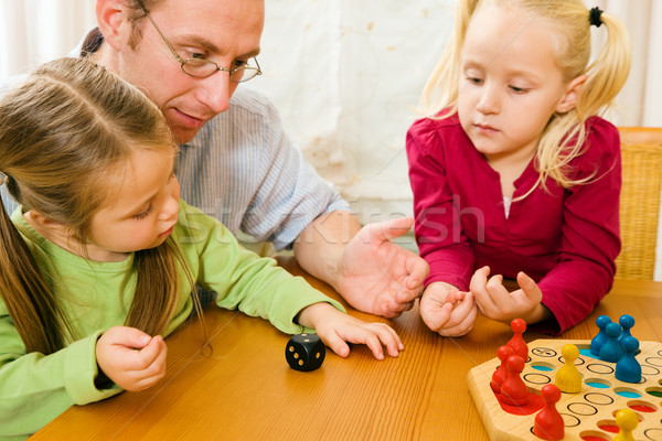 [[stock_photo]]: Famille · jouer · ensemble · enfants · homme