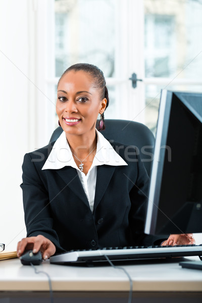 Foto stock: Abogado · oficina · sesión · ordenador · jóvenes · femenino