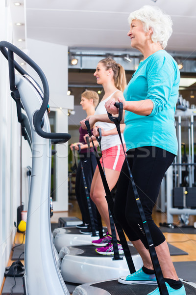 Groep platen gymnasium opleiding fitness sport Stockfoto © Kzenon