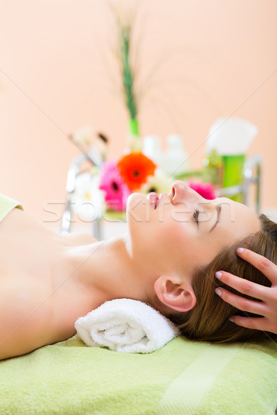 Wellness nő fej masszázs fürdő arc Stock fotó © Kzenon