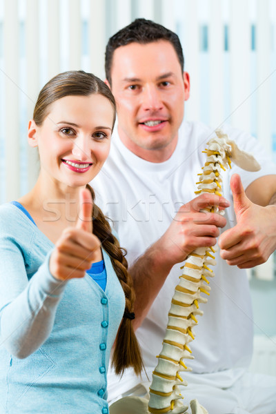 Patiënt fysiotherapie fysiotherapie behandeling diagnose verbetering Stockfoto © Kzenon