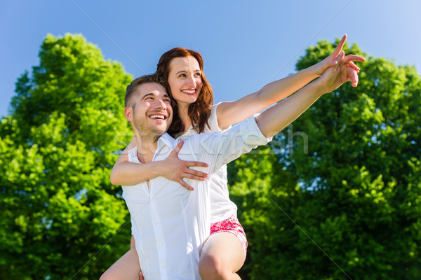 [[stock_photo]]: Homme · femme · ferroutage · parc · couple