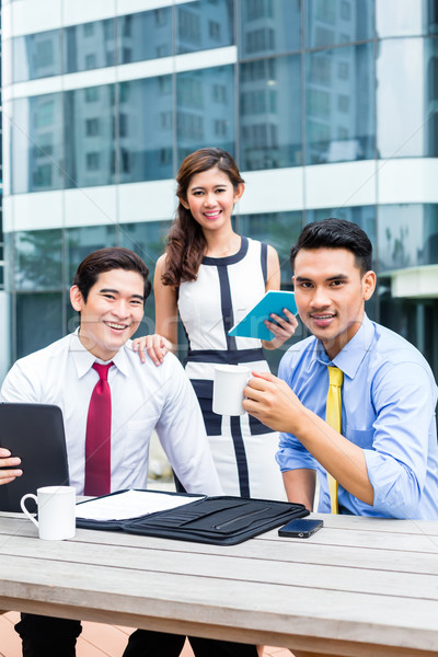 Stockfoto: Asian · werken · buiten · koffie · zakenvrouw