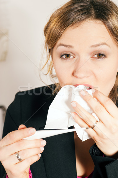 Mujer fiebre frío caucásico toma Foto stock © Kzenon