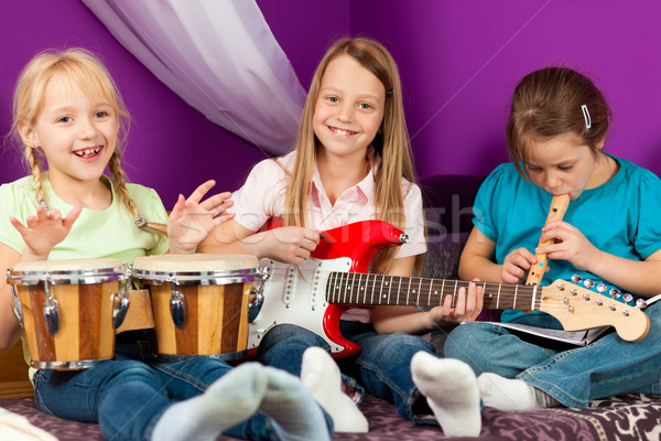 Kinder Musik Schwestern spielen Stock foto © Kzenon