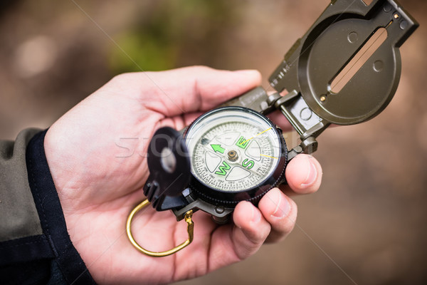 Foto stock: Caminante · brújula · naturaleza · hombres · caminata · senderismo