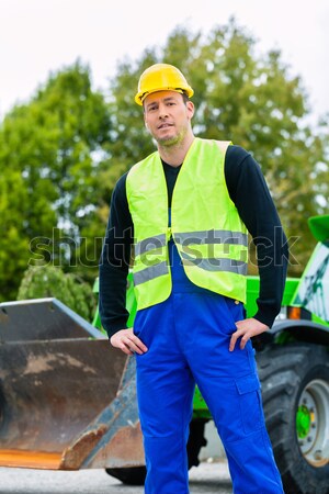 Constructor construcción maquinaria conductor pie Foto stock © Kzenon