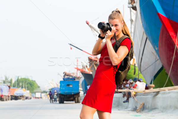 Stock foto: Jakarta · touristischen · Kamera · Hafen · Tour · Frau