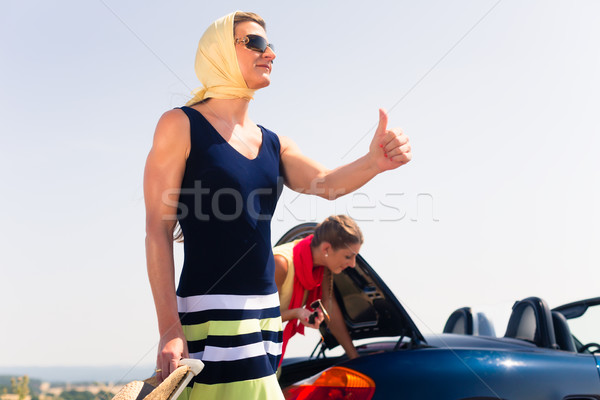 Dwie kobiety silnika lata kobieta dziewczyna samochodu Zdjęcia stock © Kzenon