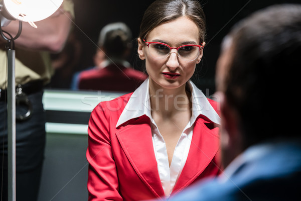 Stock foto: Polizei · Detektiv · Porträt · weiblichen · Audio · Zeuge