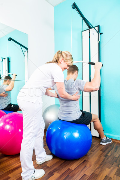 Stockfoto: Sport · rehabilitatie · patiënt · fysiotherapie · arts · man