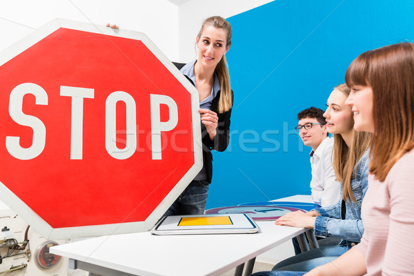Jazdy nauczyciel znaczenie ulicy znaki Zdjęcia stock © Kzenon
