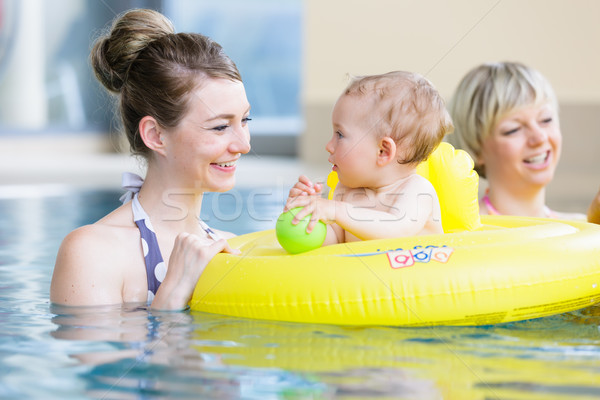 Mütter Kinder zusammen spielen Spielzeug Stock foto © Kzenon