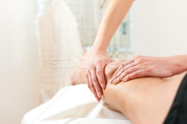 Stock foto: Patienten · Physiotherapie · Massage · Frau · Mann · Sport