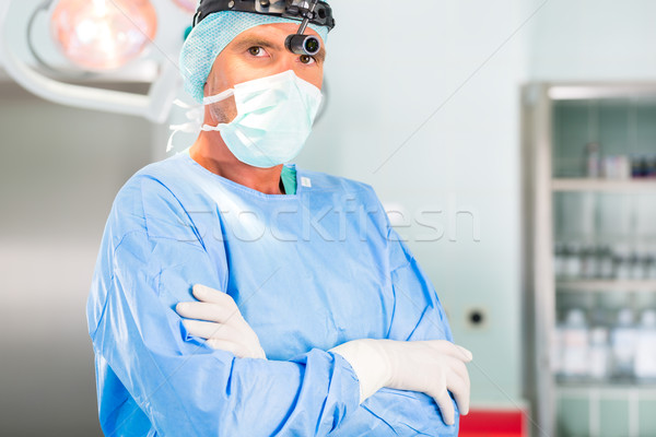 Ziekenhuis arts chirurg operatiekamer jonge mannelijke arts Stockfoto © Kzenon