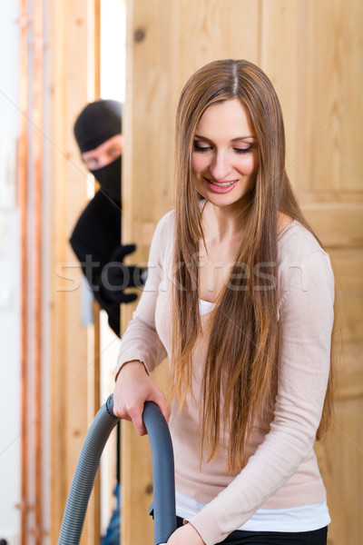 Włamanie przestępczości ofiara bezpieczeństwa włamywacz apartamentu Zdjęcia stock © Kzenon