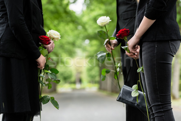 Famille garde honorer funérailles torse personnes [[stock_photo]] © Kzenon