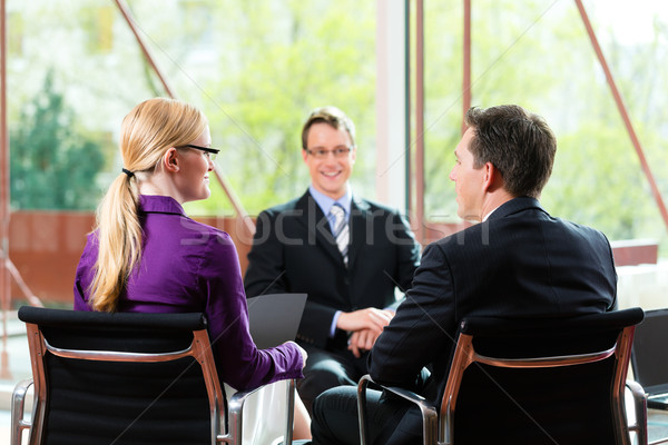 üzlet állásinterjú pályázó fiatalember ül jövő Stock fotó © Kzenon