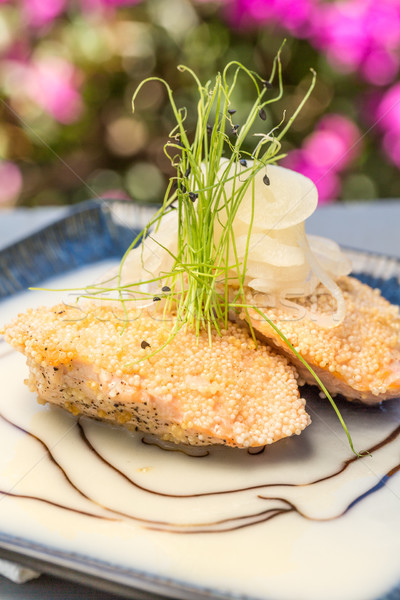 Zalm twee geserveerd saus voedsel vis Stockfoto © LAMeeks