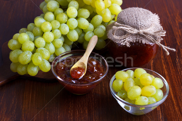 Házi lekvár érett szőlő fa asztal szelektív fókusz Stock fotó © Lana_M