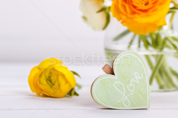 Fából készült szív virágok üzenet szeretet virágcsokor Stock fotó © Lana_M