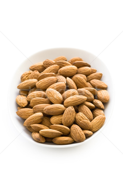 杏仁 · 坚果 · 孤立 ·白·碗 / shelled whole almond nuts