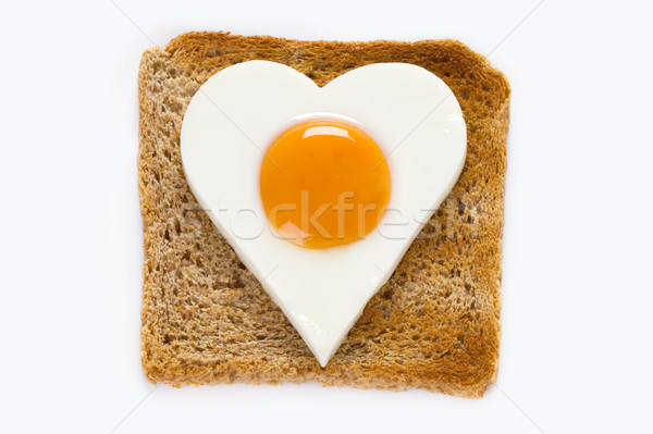 Gekocht Ei Toast Herz Scheibe Stock foto © leeavison