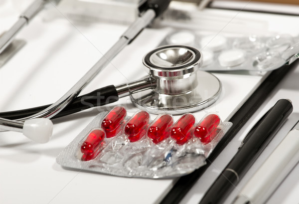 Abstract medische kantoor leveren potlood geneeskunde Stockfoto © leedsn