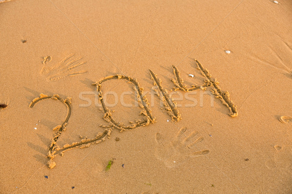 2014 números amarillo playa de arena texto verano Foto stock © Len44ik