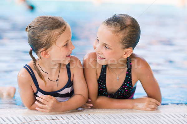 Deux cute piscine posant bébé Photo stock © Len44ik